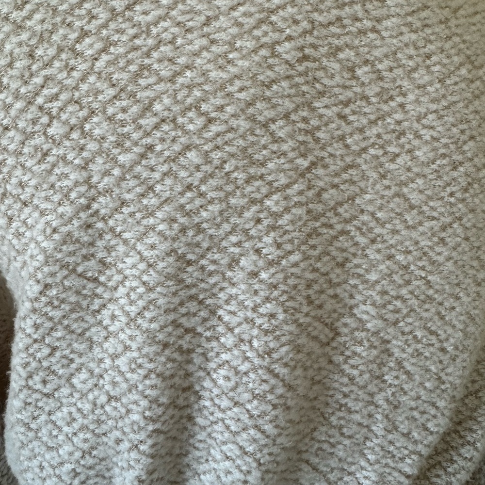 Women’s Cropped Long Sleeve Knit Top. NWOT - Picture 4 of 5